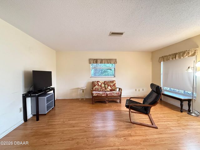 622 Goodwin Avenue, New Smyrna Beach, FL 32169