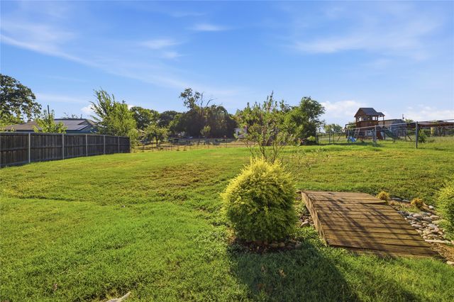 1003 Lakeshore Boulevard, Oak Point, TX 75068