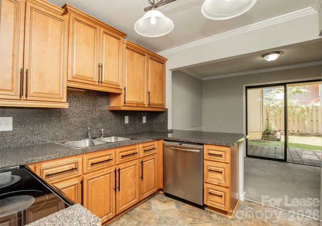 7922 Horse Chestnut Lane, Charlotte, NC 28277