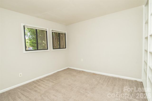 7922 Horse Chestnut Lane, Charlotte, NC 28277