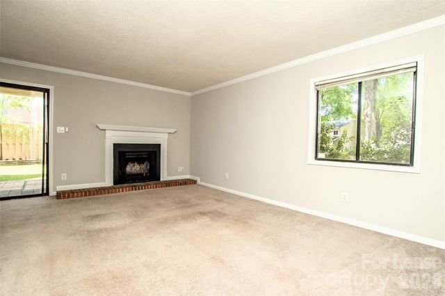 7922 Horse Chestnut Lane, Charlotte, NC 28277