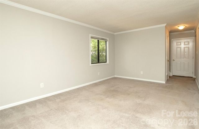 7922 Horse Chestnut Lane, Charlotte, NC 28277