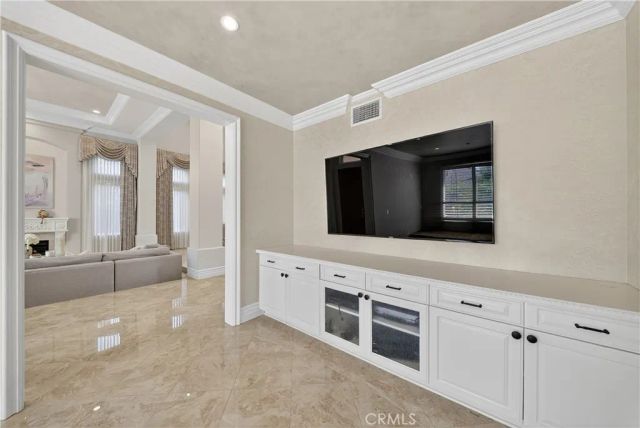 2463 Abadejo, La Verne, CA 91750