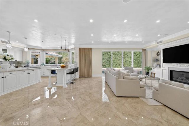 2463 Abadejo, La Verne, CA 91750