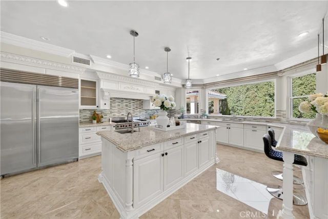 2463 Abadejo, La Verne, CA 91750