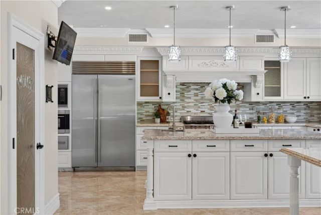 2463 Abadejo, La Verne, CA 91750