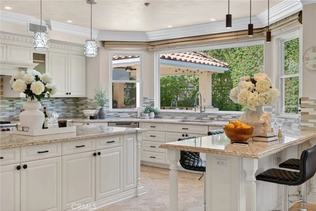 2463 Abadejo, La Verne, CA 91750