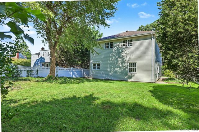 76 Hernan Avenue, Locust Valley, NY 11560