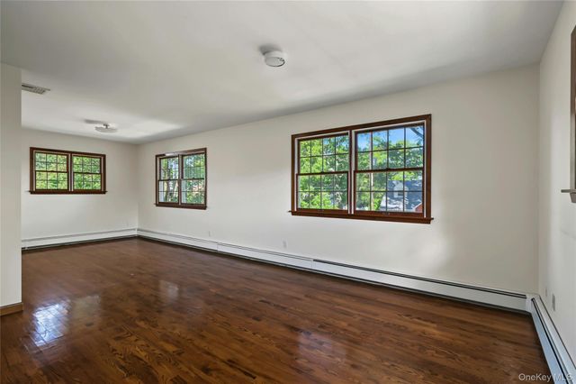 76 Hernan Avenue, Locust Valley, NY 11560