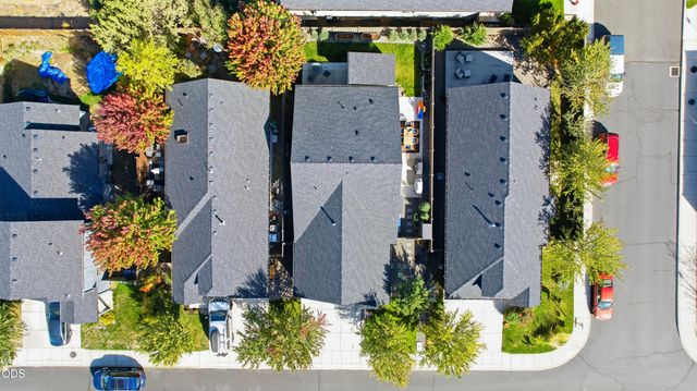 21124 Azalia Avenue, Bend, OR 97702