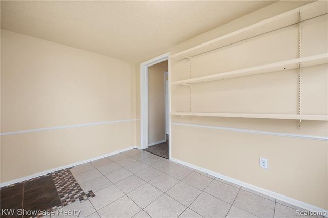 1409 Stocker Avenue, Flint, MI 48503