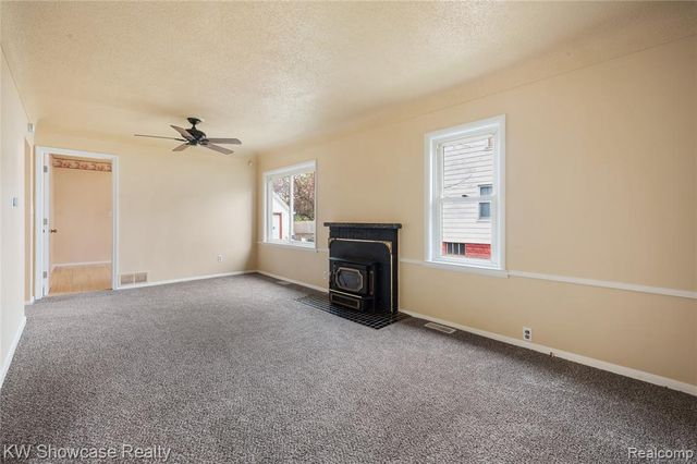 1409 Stocker Avenue, Flint, MI 48503