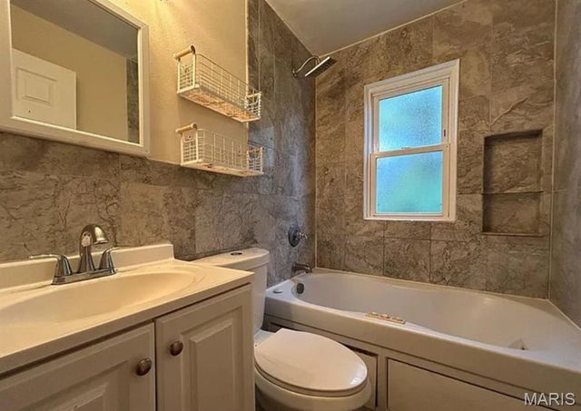 10346 Ashbrook, Bellefontaine Nghbrs, MO 63137