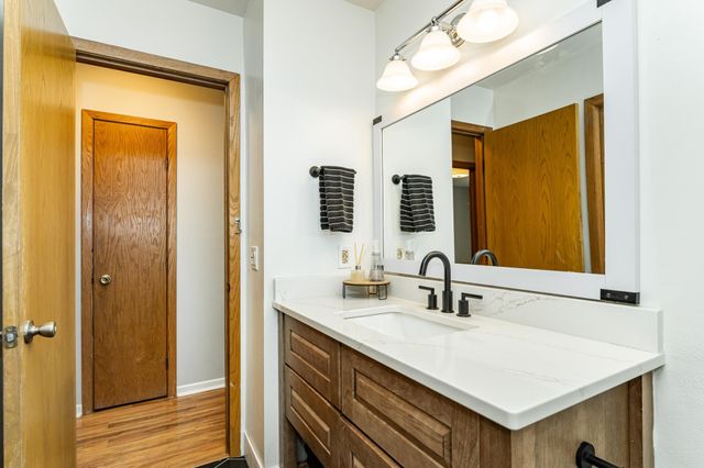 600 33rd Street Lane NW, Rochester, MN 55901