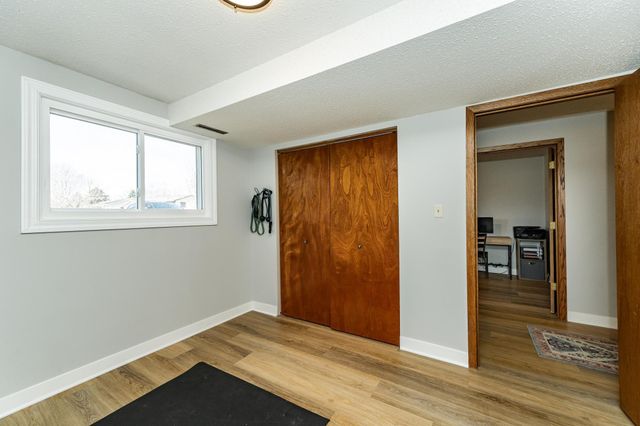 600 33rd Street Lane NW, Rochester, MN 55901