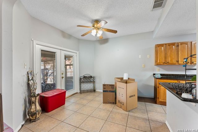 2913 Cottonwood Dr, Schertz, TX 78154