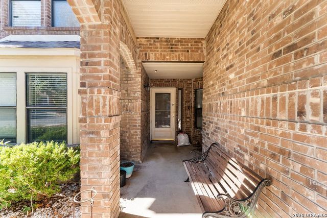 2913 Cottonwood Dr, Schertz, TX 78154