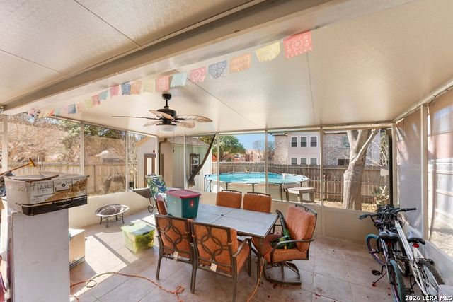 2913 Cottonwood Dr, Schertz, TX 78154