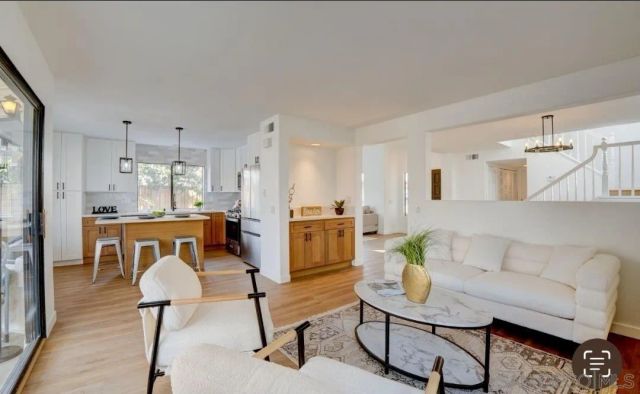 10242 Keoki St., San Diego, CA 92126