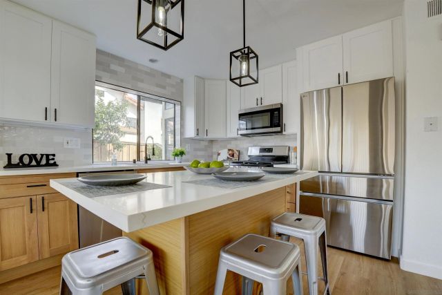 10242 Keoki St., San Diego, CA 92126