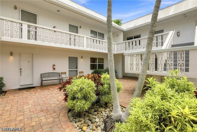780 10th AVE S 1, Naples, FL 34102
