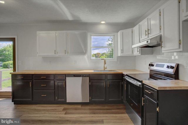 13496 CUMBERLAND HWY, Orrstown, PA 17244