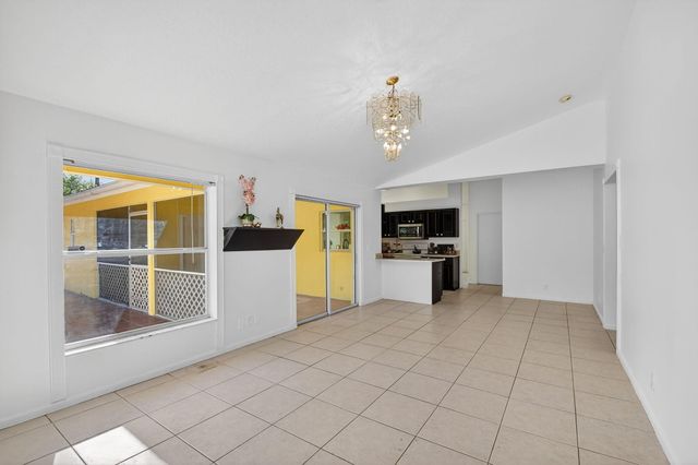 17609 86th Street N, Loxahatchee, FL 33470