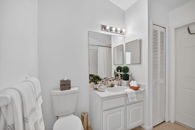 17609 86th Street N, Loxahatchee, FL 33470