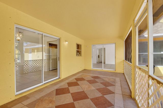 17609 86th Street N, Loxahatchee, FL 33470