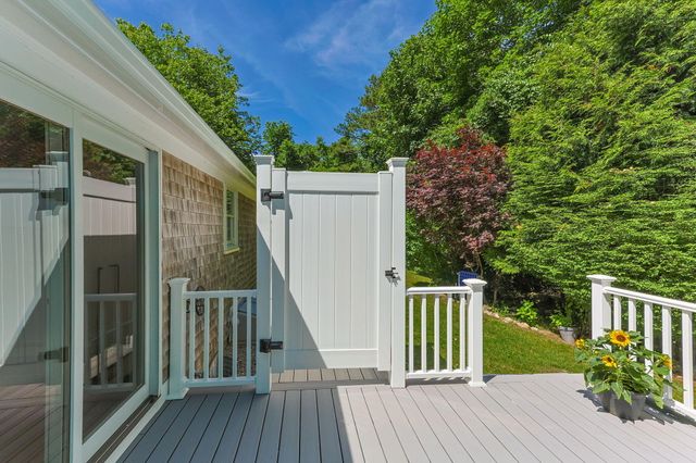 70 Doran Drive, Brewster, MA 02631