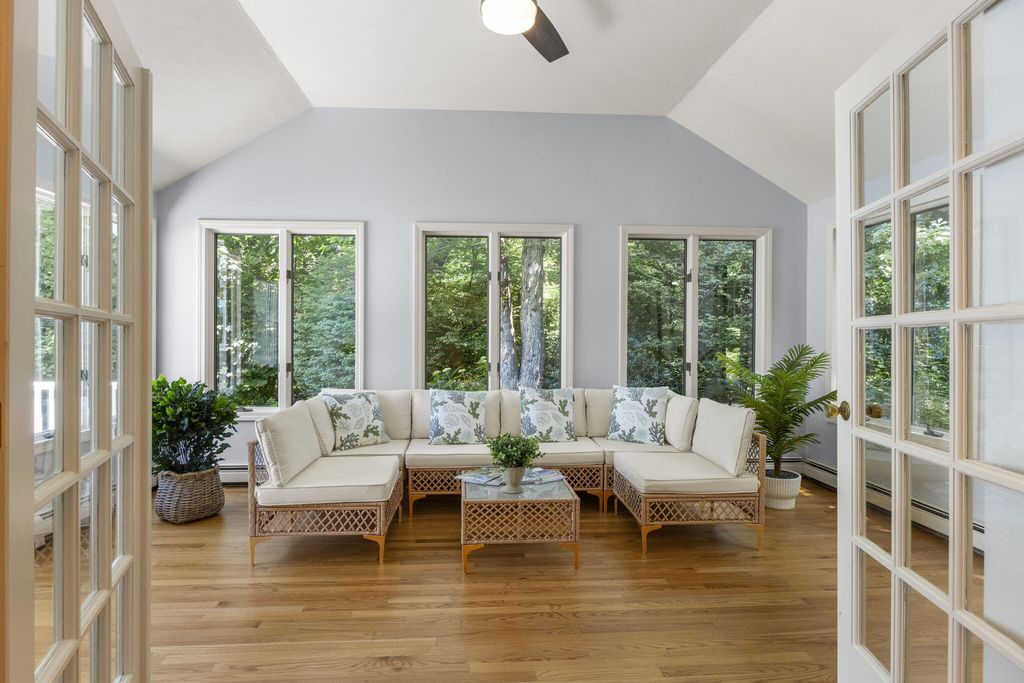 70 Doran Drive, Brewster, MA 02631