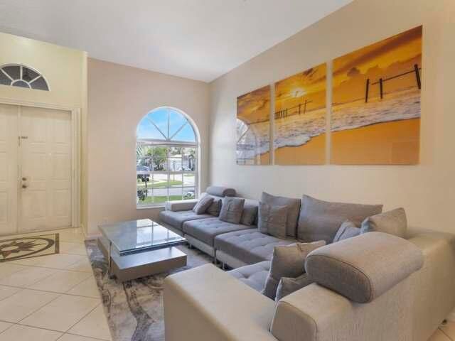 6925 Spider Lily Lane, Lake Worth, FL 33462