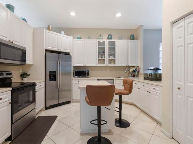 6925 Spider Lily Lane, Lake Worth, FL 33462