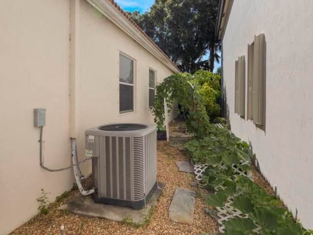 6925 Spider Lily Lane, Lake Worth, FL 33462