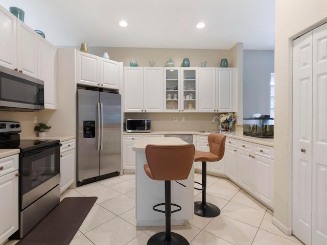 6925 Spider Lily Lane, Lake Worth, FL 33462