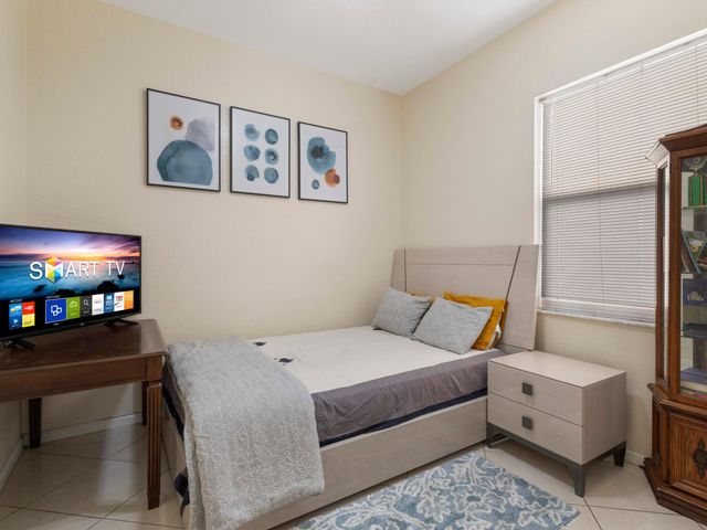 6925 Spider Lily Lane, Lake Worth, FL 33462