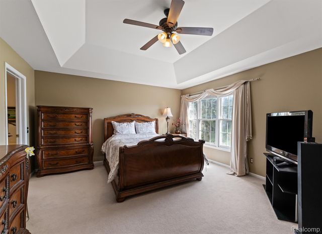3432 Bonniebrook Court, Oakland Charter Township, MI 48306