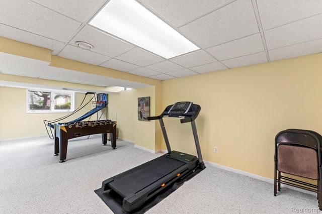 3432 Bonniebrook Court, Oakland Charter Township, MI 48306