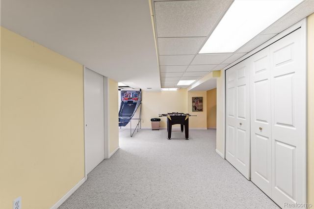 3432 Bonniebrook Court, Oakland Charter Township, MI 48306