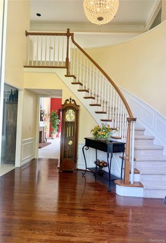 3432 Bonniebrook Court, Oakland Charter Township, MI 48306