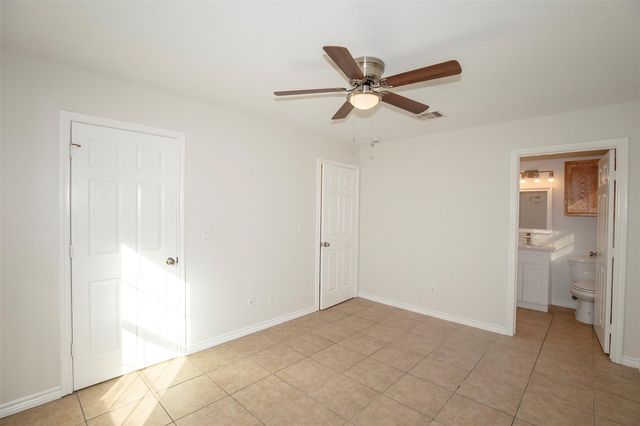 305 S Westward Street, Texas City, TX 77591