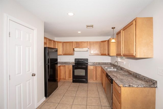 305 S Westward Street, Texas City, TX 77591