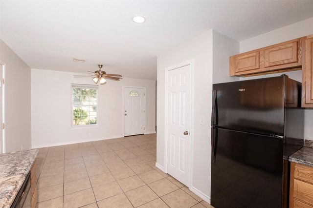 305 S Westward Street, Texas City, TX 77591