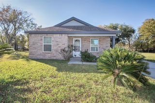 305 S Westward Street, Texas City, TX 77591