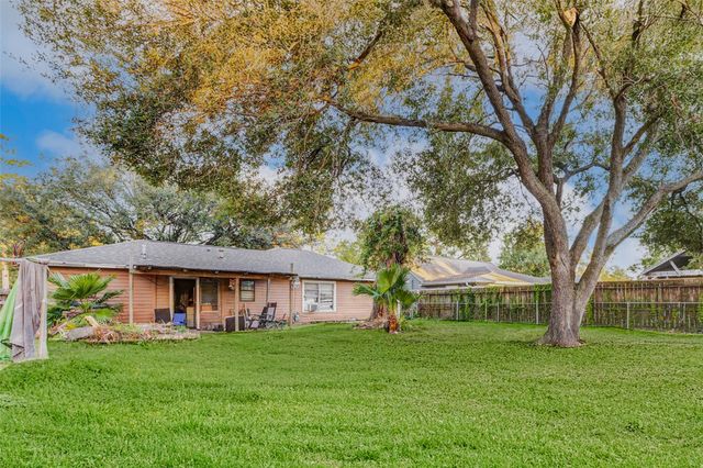 4105 Ella Boulevard, Houston, TX 77018