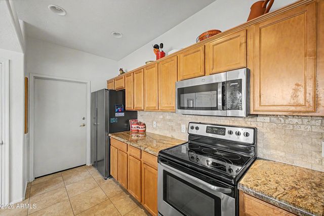 11500 E COCHISE Drive 2076, Scottsdale, AZ 85259