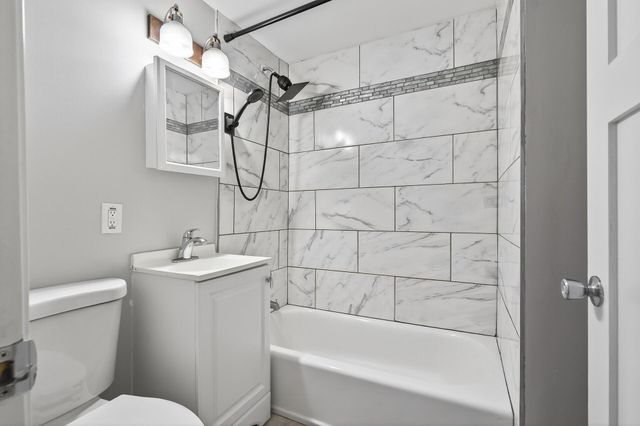 1210 Cook Avenue E, Saint Paul, MN 55106