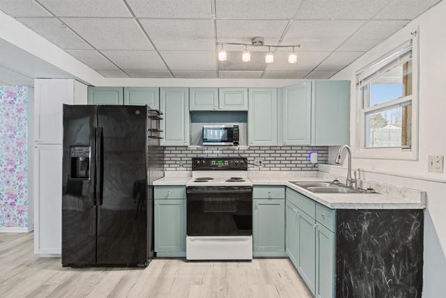 45 Pioneer Street, Essex Junction, VT 05452