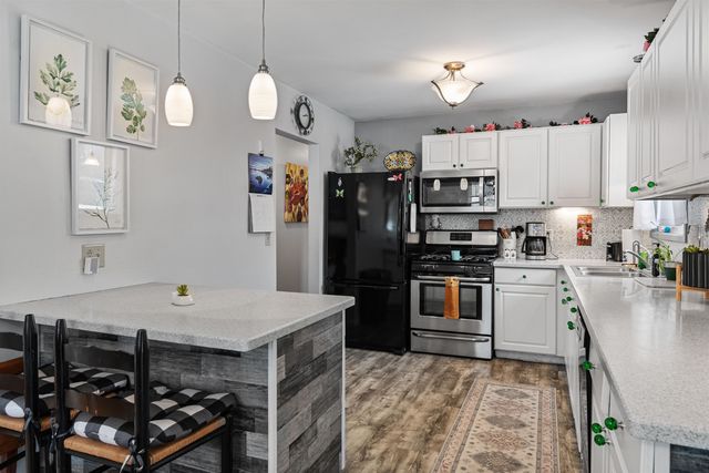 45 Pioneer Street, Essex Junction, VT 05452