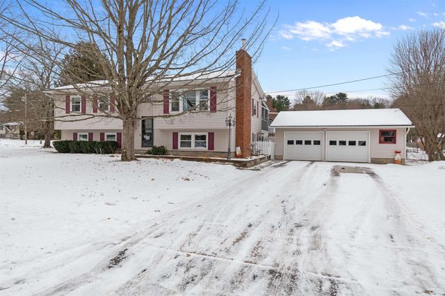 45 Pioneer Street, Essex Junction, VT 05452